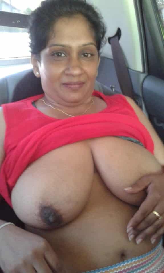 Lankan wife nude pics shot inside a car 3
