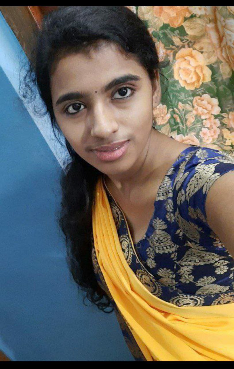 Malayali girl in Chennai sharing nude selfies 2
