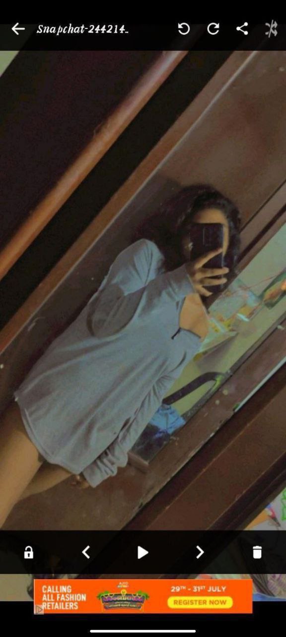 Mallu college girl boobs showing in selfie pics 3