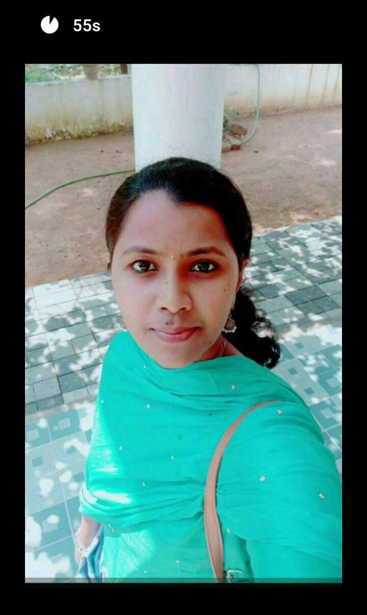 Mallu girl private nude photos shared online 5