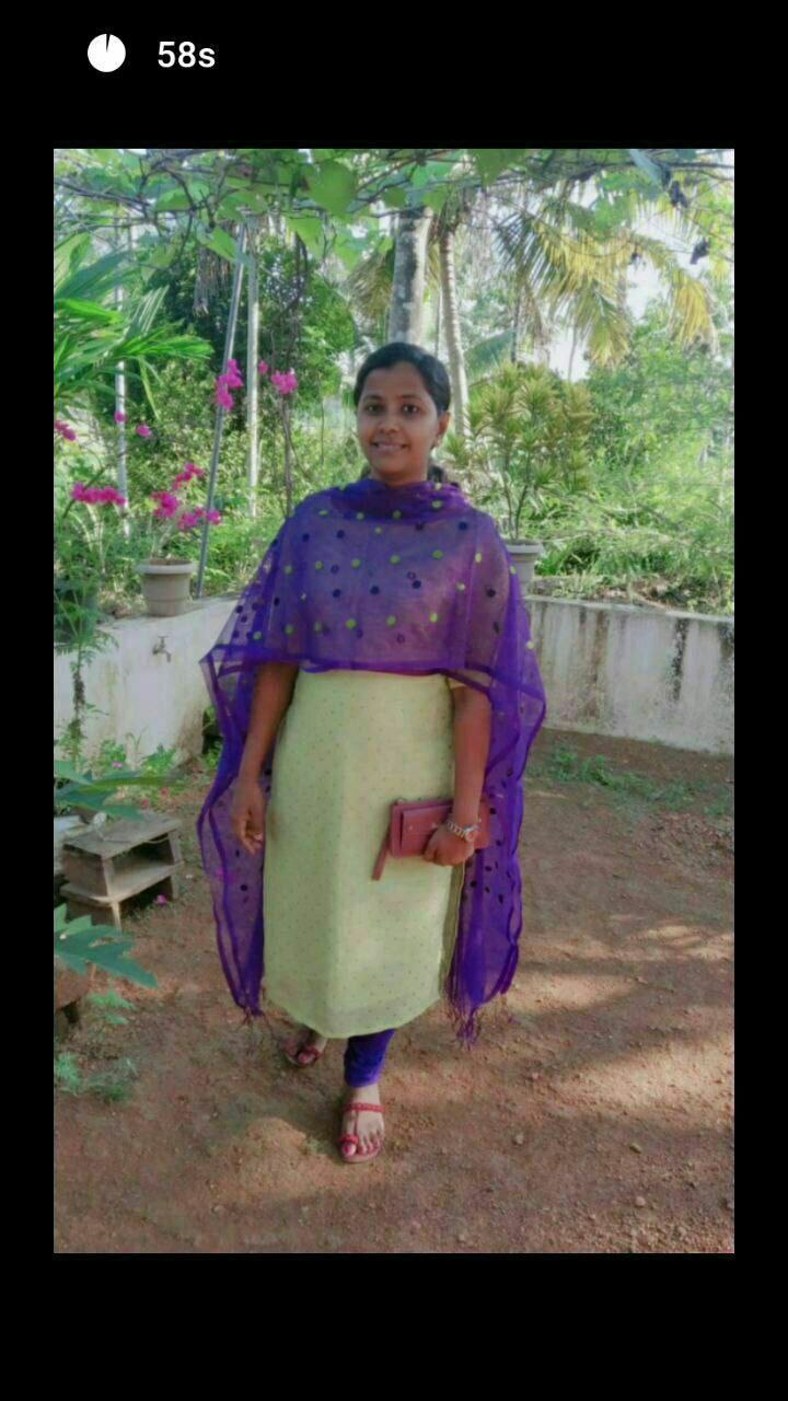 Mallu girl private nude photos shared online 6
