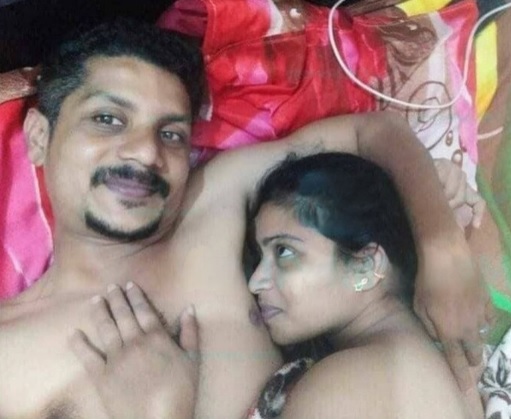 Mallu wife pussy licking by husband viral pics 2