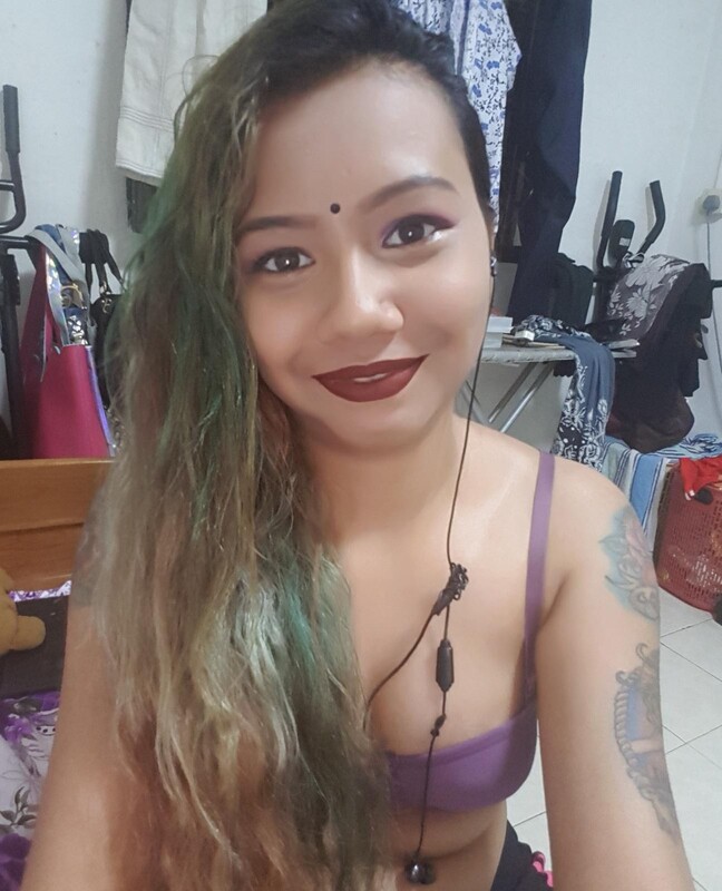 Manipuri girl in Chennai in nude selfies for lover 2