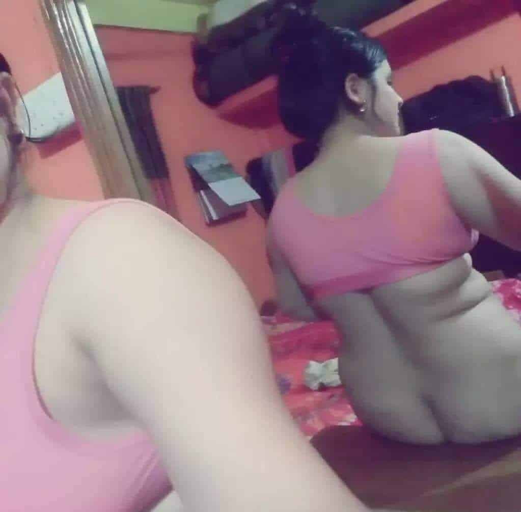 Masturbate and cum on seeing these beautiful chubby girl pics 8