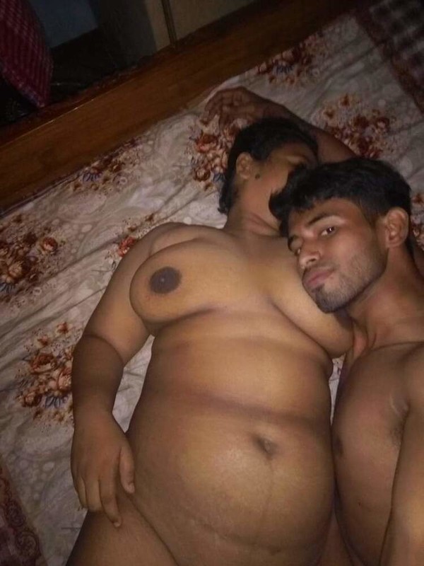 Mature Bengali chachi sex with younger guy pics 2