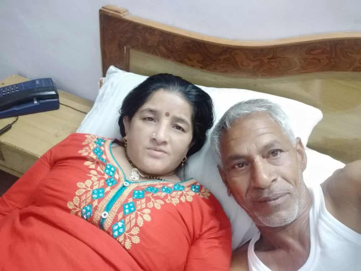 Mature couple sex photos trending online 6