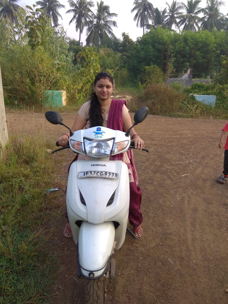 Mature Indian aunty big boobs showing pics 4
