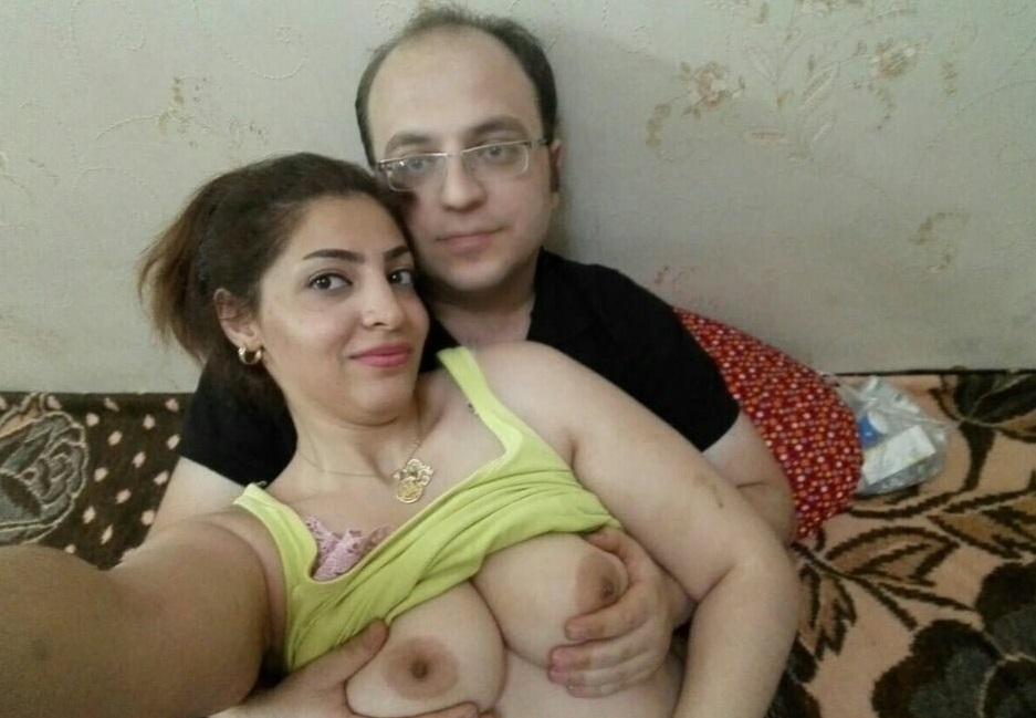 Mature Indian couple sex pics 3