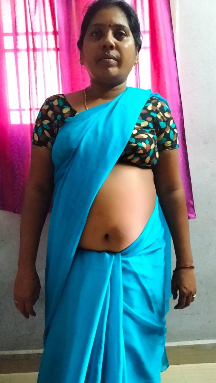 Mature maid aunty waiting for sex with owner 1