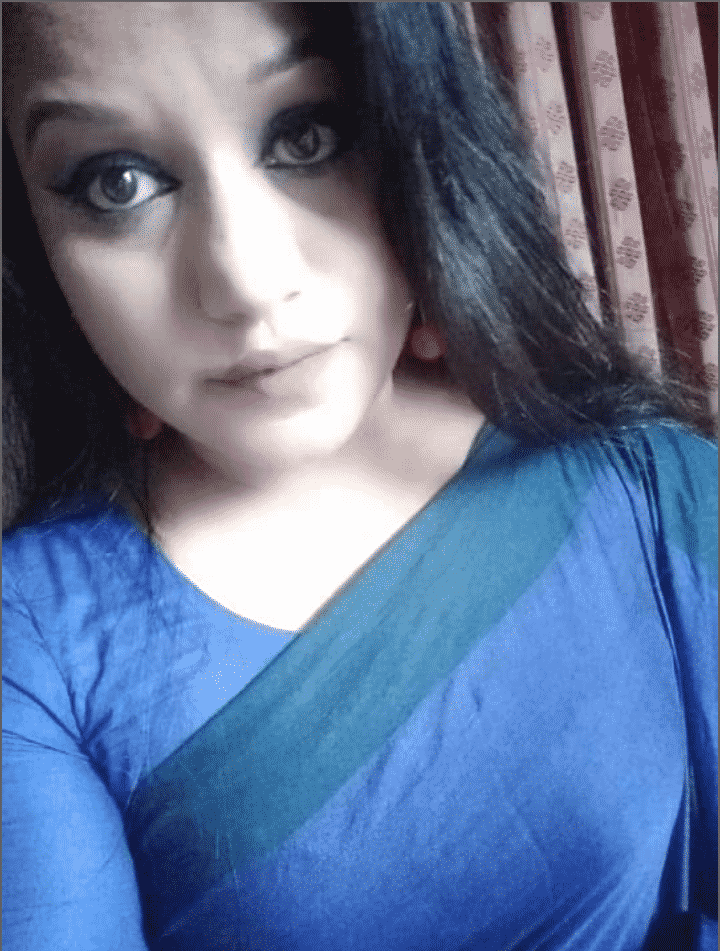 Mature sexy wife photos shared online 8