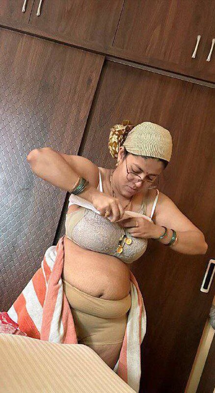 MILF busty teacher nude clicks by cuckold husband 4