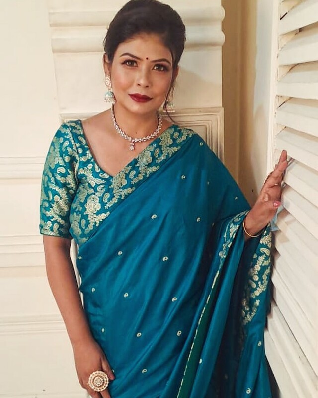 Modeling MILF aunty Athena Chakraborty full HD 1