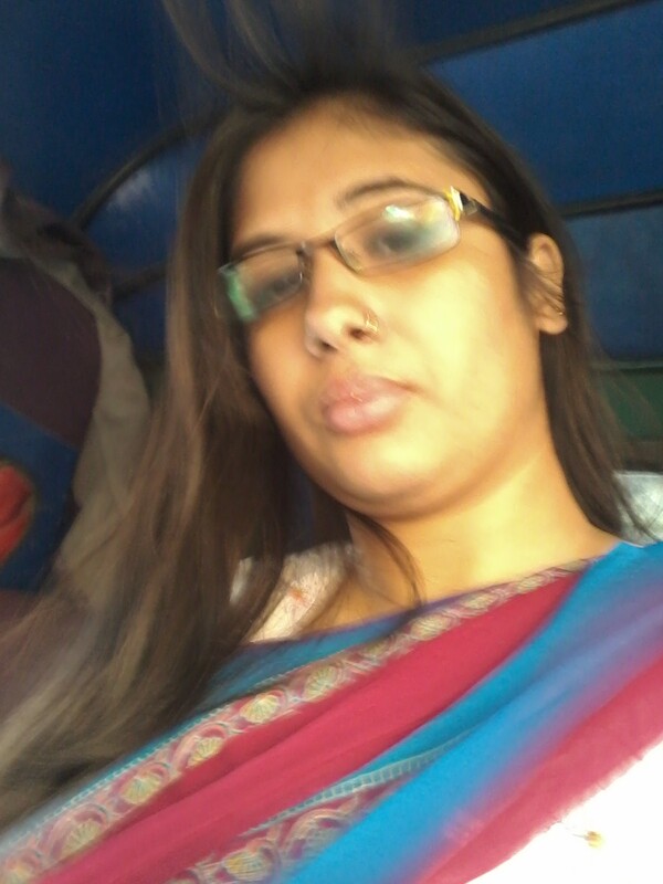 Mumbai wife cheats husband and shows big boobs 5