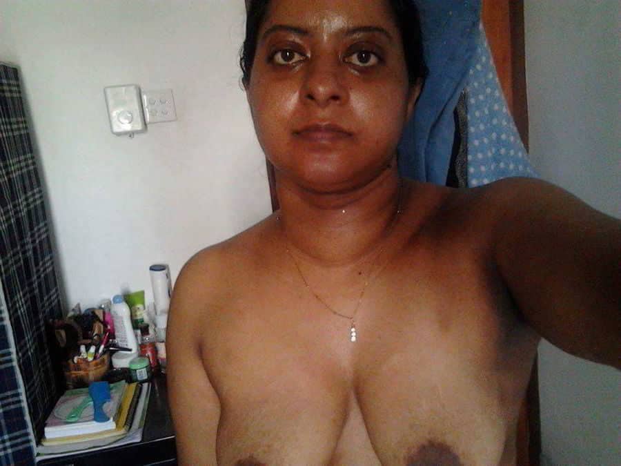 Muslim Mom nude pics collection 6