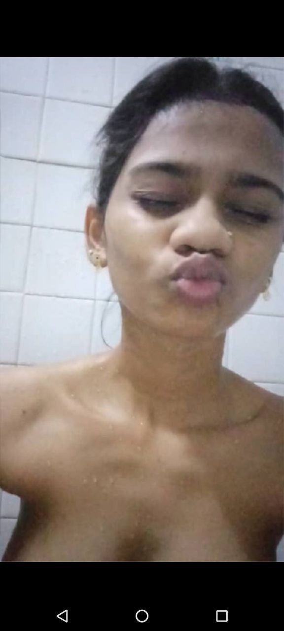 Nadan Malayali girl naked photos released 3