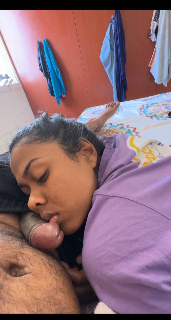 Naughty Lankan girl blowjob and sexy boobs show 5