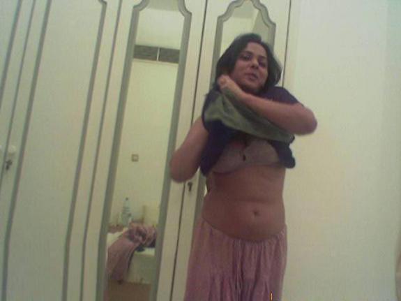 Naughty pics of a beautiful house wife having fun with her husband 1