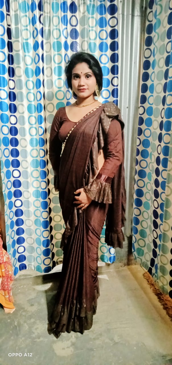 Naughty sexy chubby Desi girl pics 2