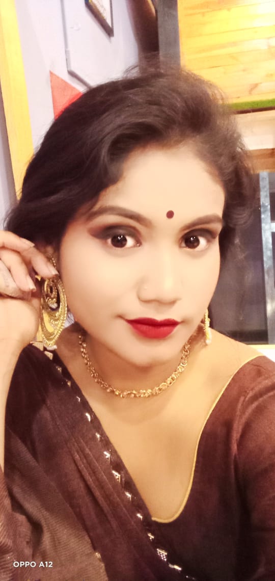 Naughty sexy chubby Desi girl pics 6