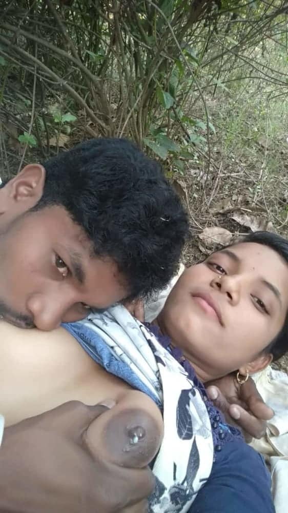 Newly married Bihari couple sex pics 4