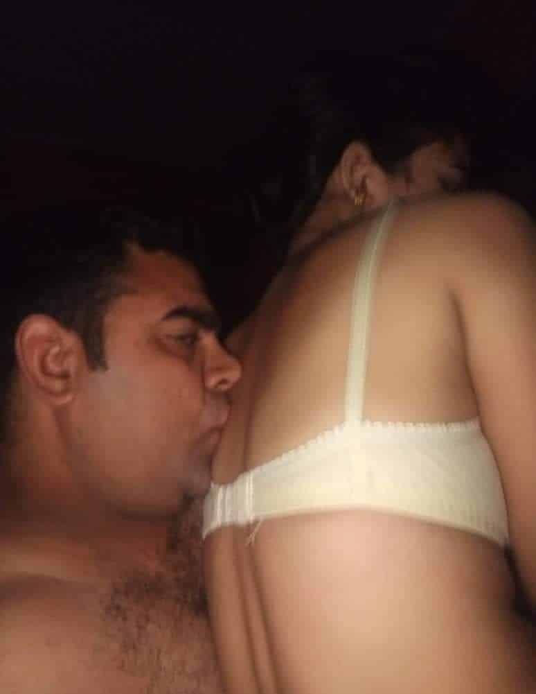 Newly married couple sex pics 9