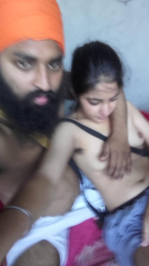 Newly married Indian couple sex photos 3