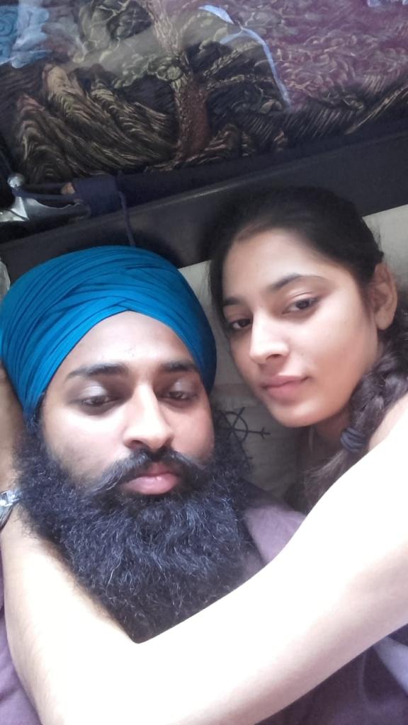Newly married Indian couple sex photos 5