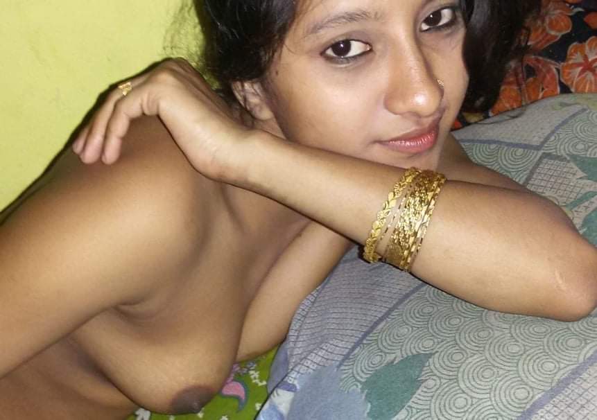 Newly married village girl nude photos 5