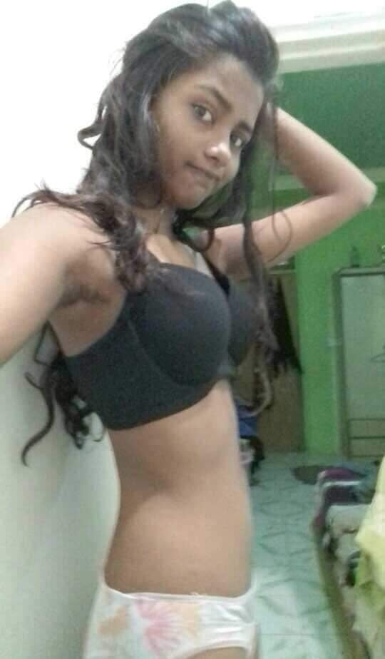 Nude amateur Indian girl goes naked for her boyfriend 8