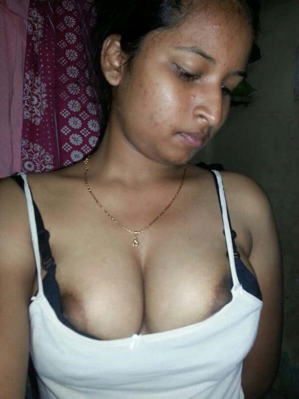 Nude Desi pimple girl with nice milky white tits 2