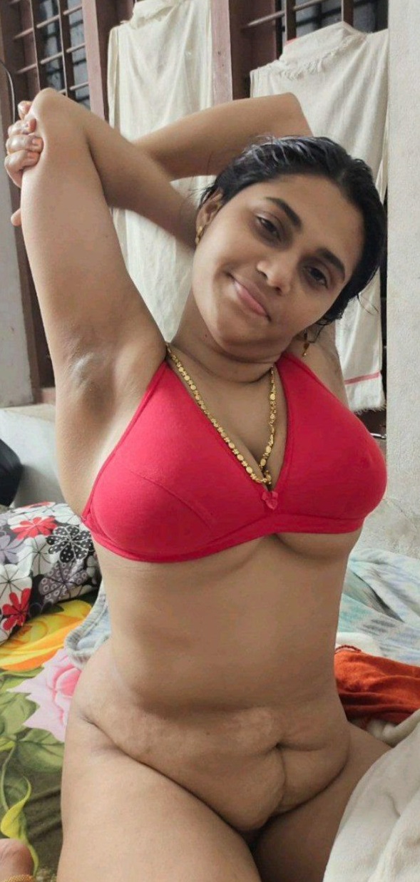 Nude Indian girl homemade photos exposed by brother 4