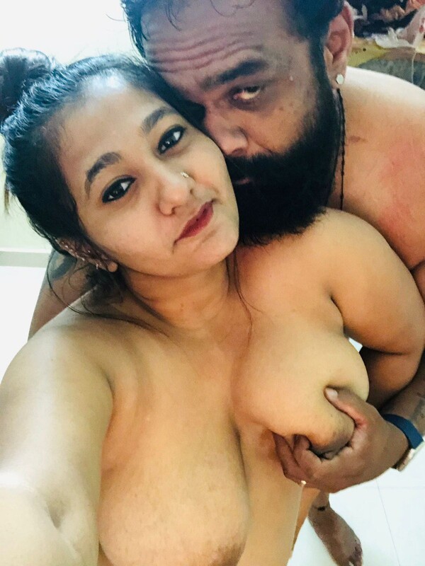 Nude Malayali housewife blowjob and sex photos 4