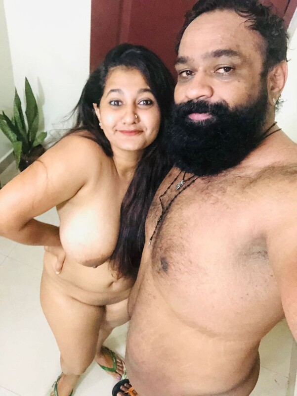 Nude Malayali housewife blowjob and sex photos 6
