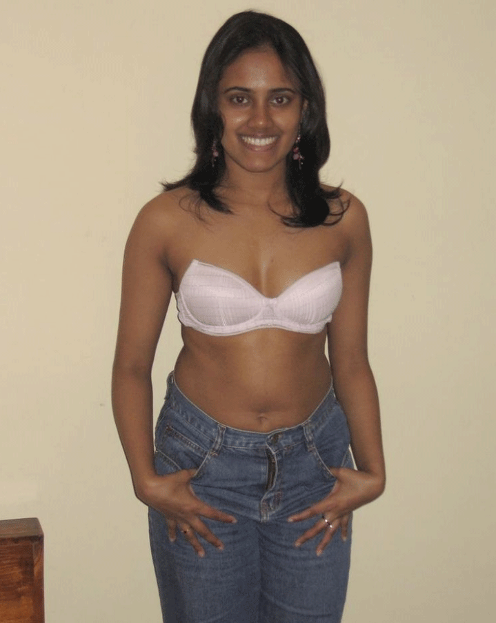 Nude Tamil girl topless photo collection 8