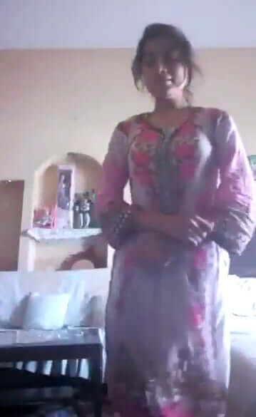 Pakistani girl nude photos leaked online 1