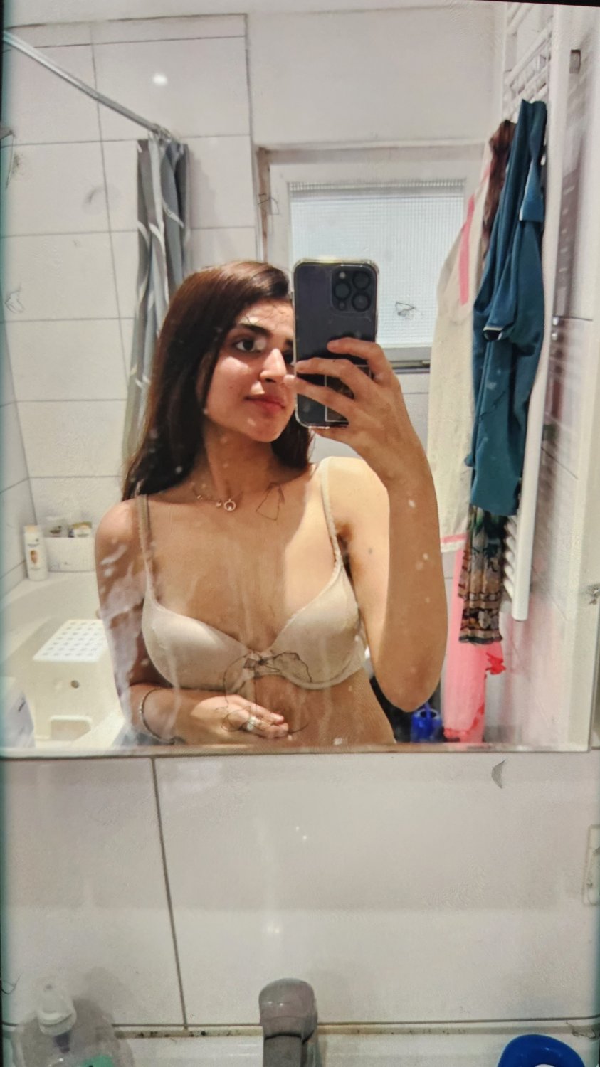 Pakistani Snapchat girl naked photos gallery 4