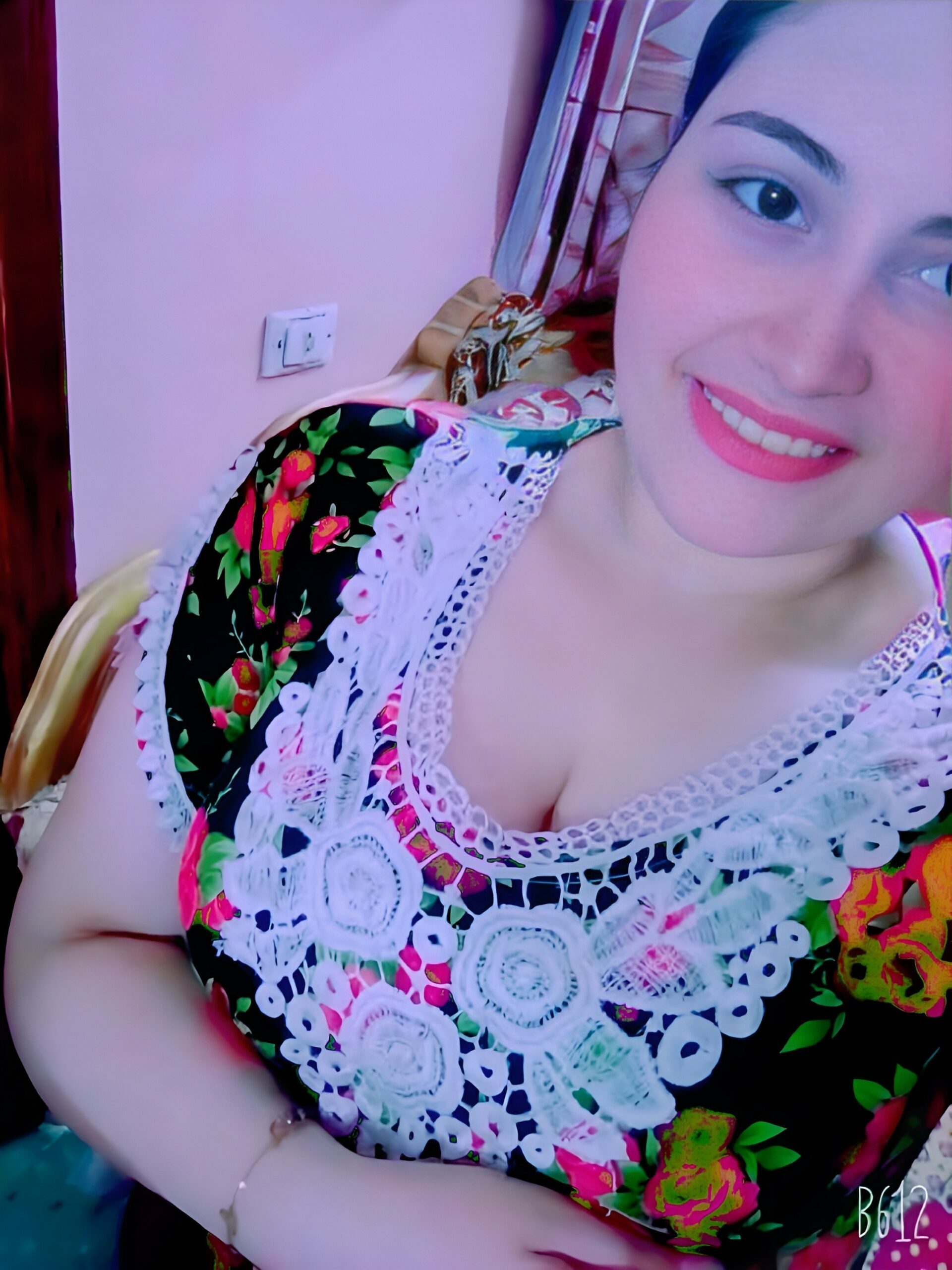 Pakistani vlogger big ass and big boobs exposed 2