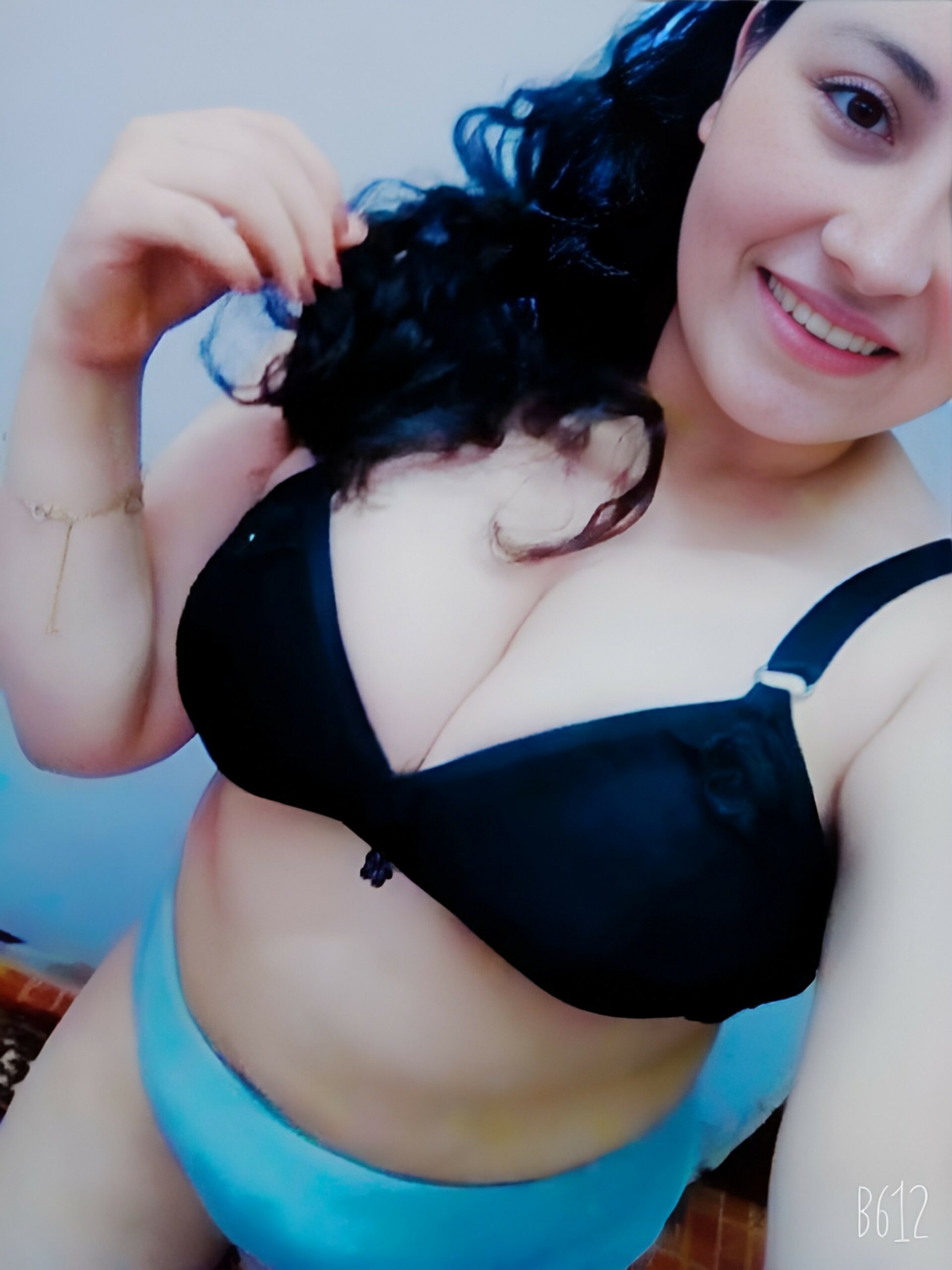 Pakistani vlogger big ass and big boobs exposed 5