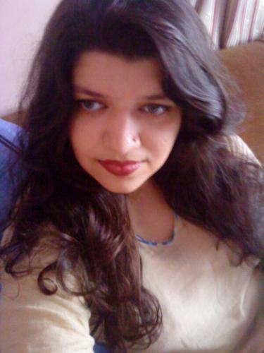 Pathan wife exposing her milky boobs photos 2
