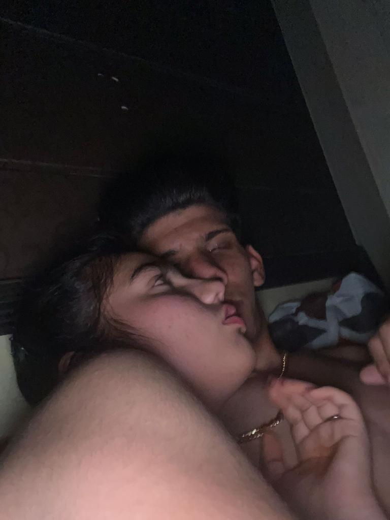 Punjabi girl blowjob and sex with lover photos 3