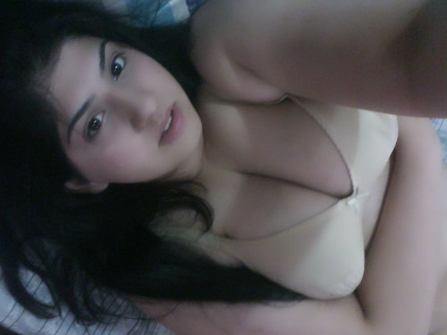 Punjabi girl teasing big boobs topless photos 7