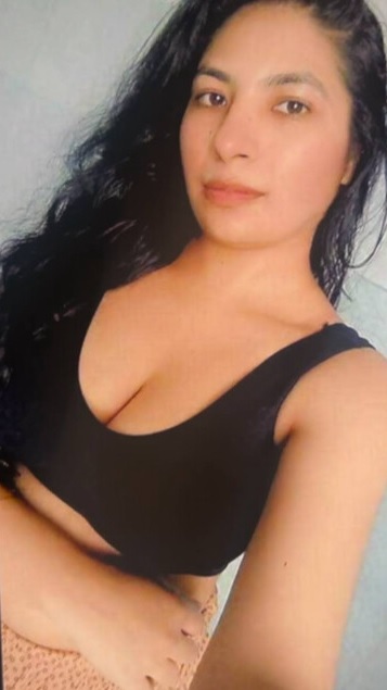 Punjabi girlfriend topless big boobs showing pics 2