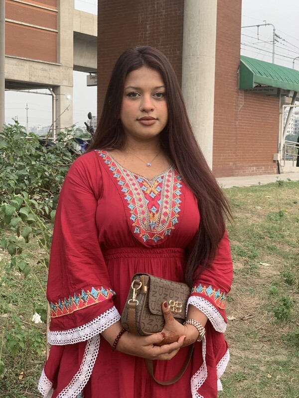Punjabi Instagram girl smoking and nude clicks 1