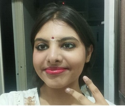 Rare boob show selfies of cute Indian girlfriend 2
