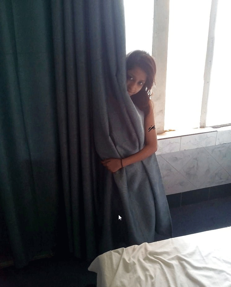 Real Indian amateur couple sex photos shot nude in privacy 2