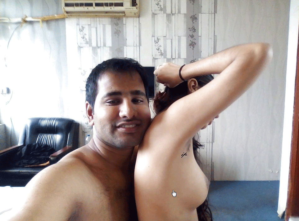 Real Indian amateur couple sex photos shot nude in privacy 4
