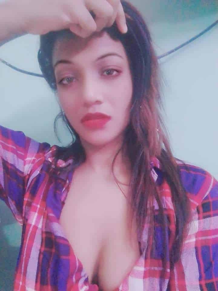 Self-shot tiny pussy girl photos leaked online 8