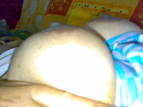 Sex pictures of desi bhabhi’s showing off and seducing with their big boobs 8