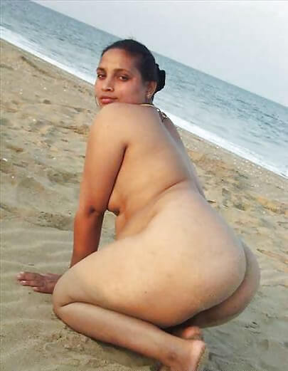 Sexy aunty nude pics outdoors gallery 8
