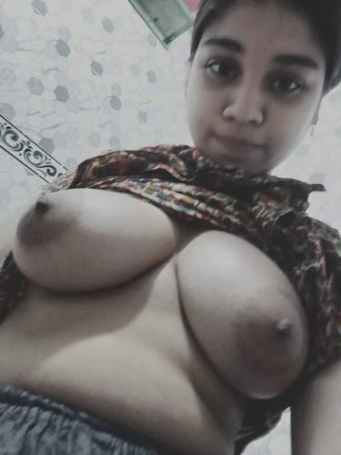 Sexy Bengali figure 90+ nude photos uploaded online 3